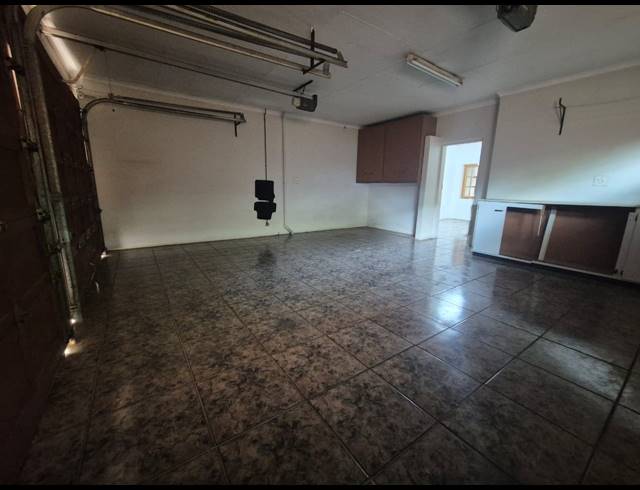 3 BEDROOM TOWNHOUSE FOR SALE IN THREE RIVERS PROPER